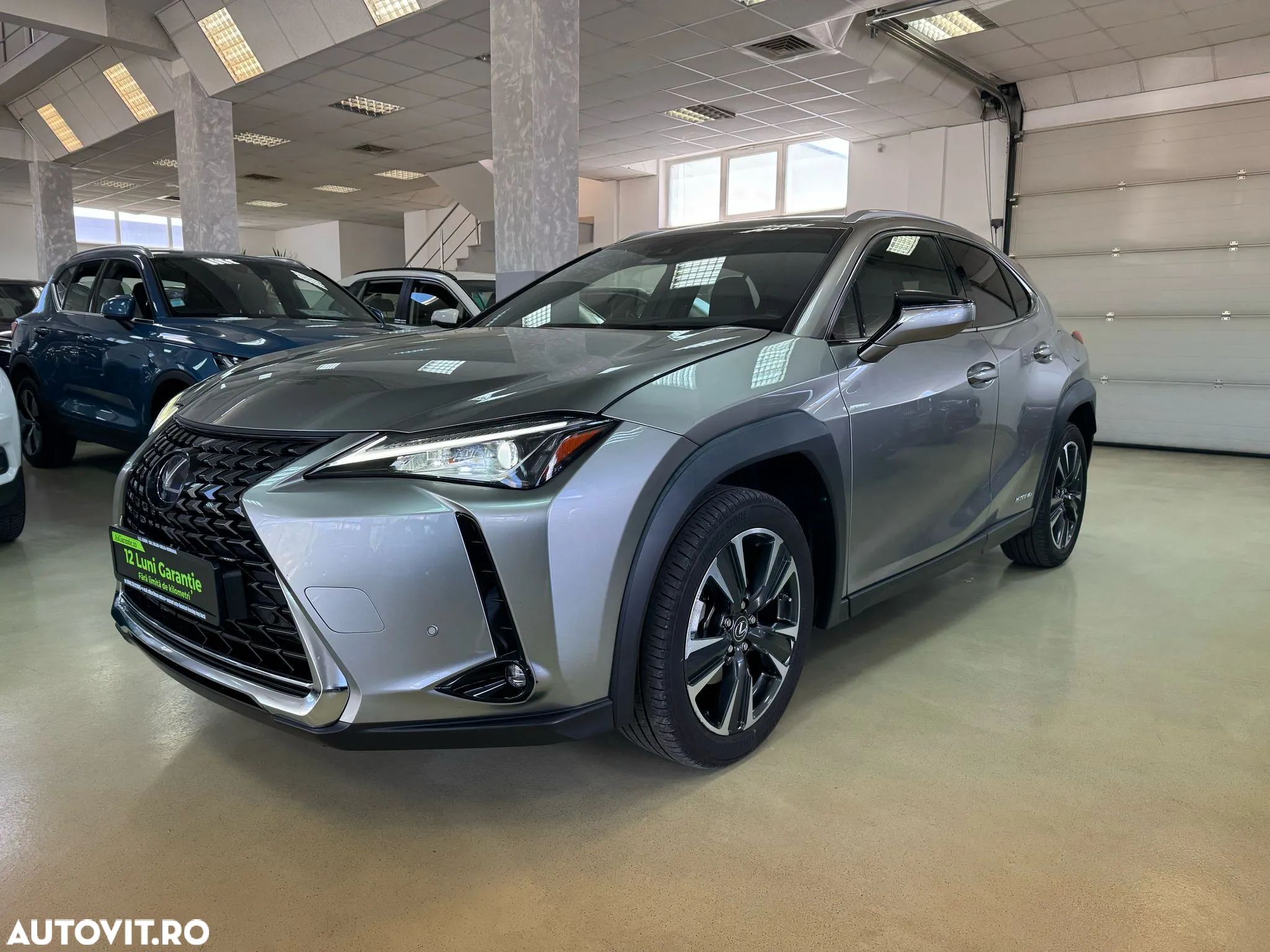 Lexus UX 250h 2.0L HEV 20H- (178 HP) 4X4 CVT F Sport - 1