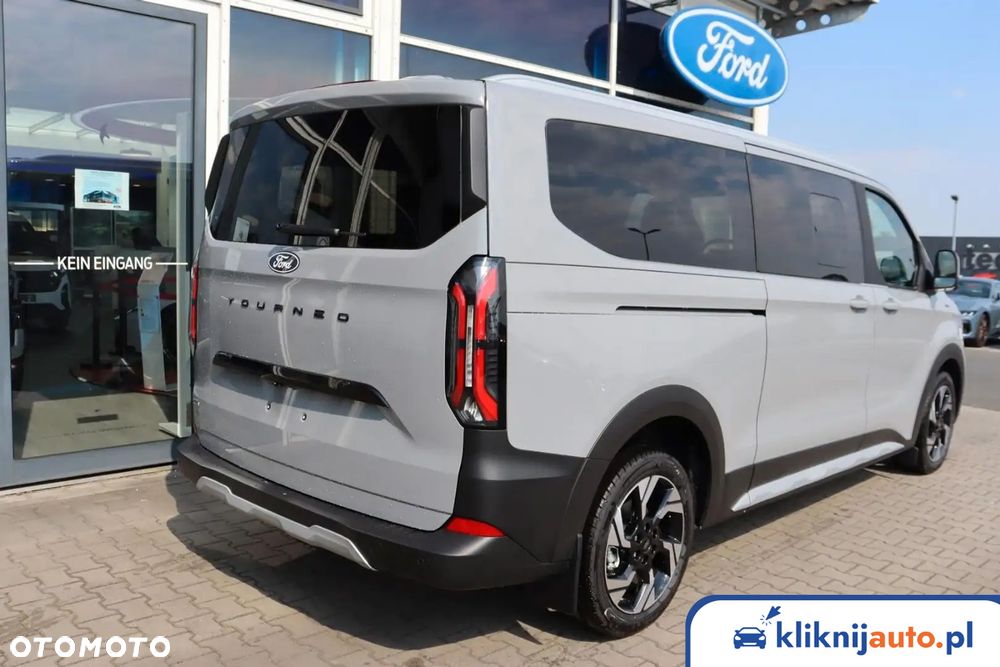 Ford Tourneo Custom 2026 photo 3