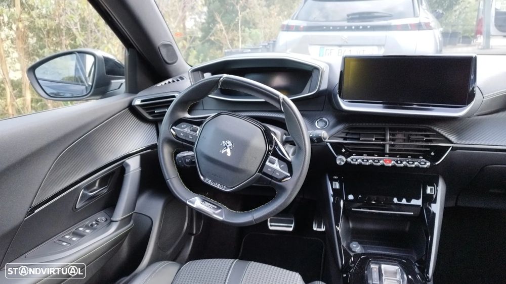 Peugeot e-2008 50 kWh GT Pack - 27