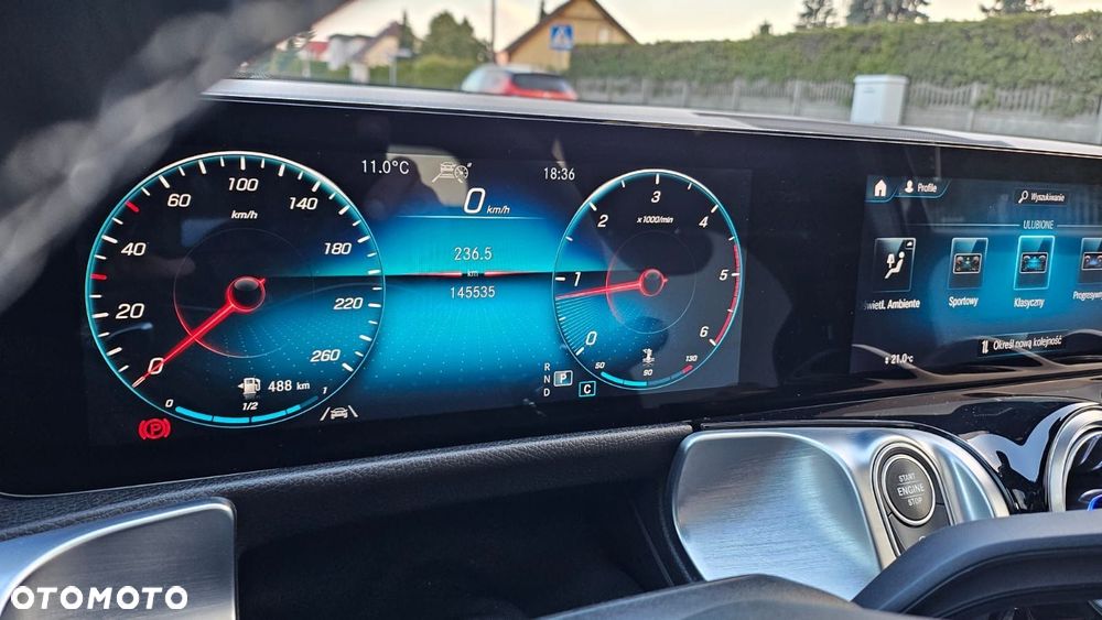 Mercedes-Benz GLB 200 d AMG Line 8G-DCT - 34