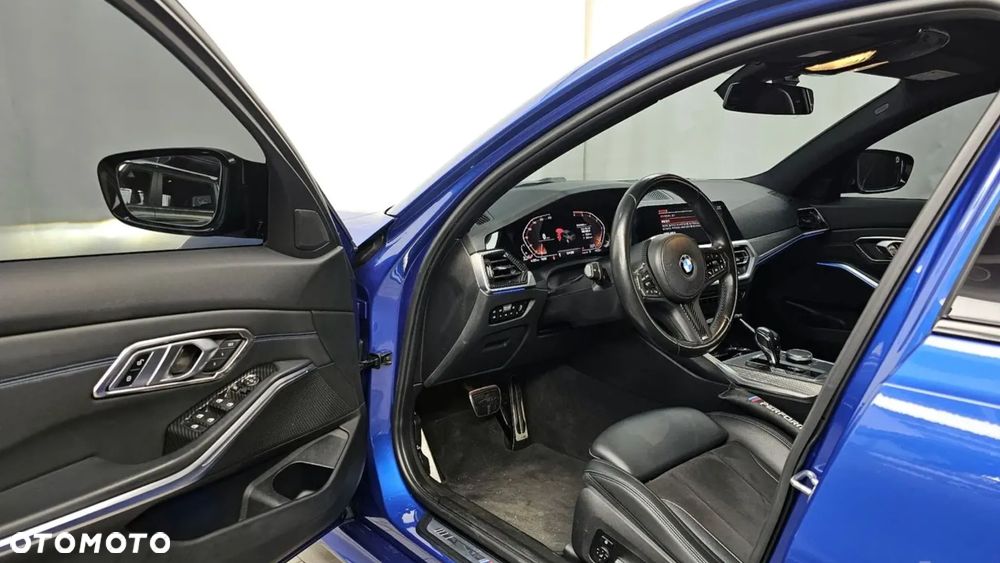 BMW Seria 3 320d Edition M Sport Shadow - 12