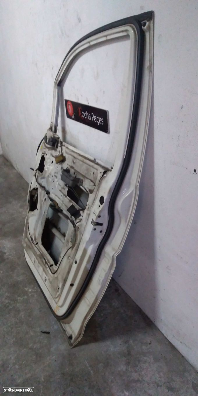Porta Frente Dto Mitsubishi L 400 Caixa (Pd_W, Pc_W, Pb_V, Pa_W, Pa_V) - 6