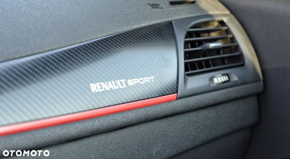 Renault Megane R.S EU6 - 19
