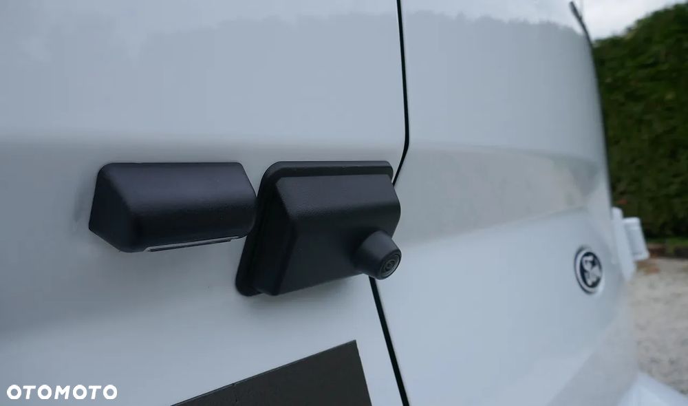 Ford Transit Custom - 8