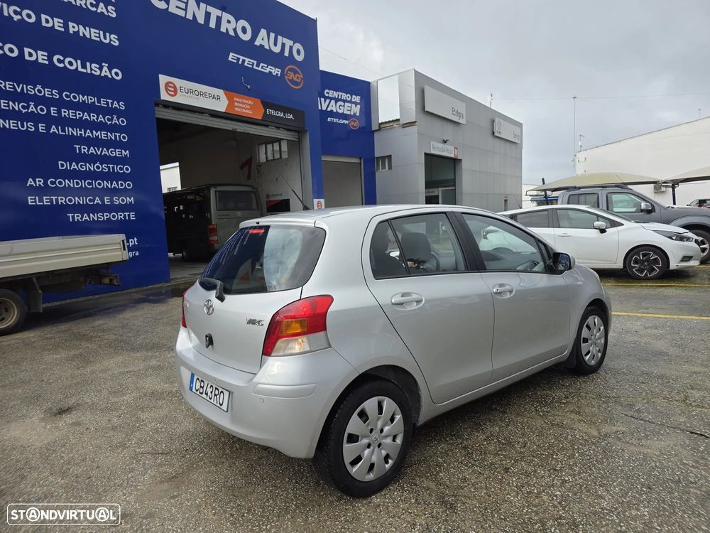 Toyota Yaris 1.4 D-4D Executive - 22