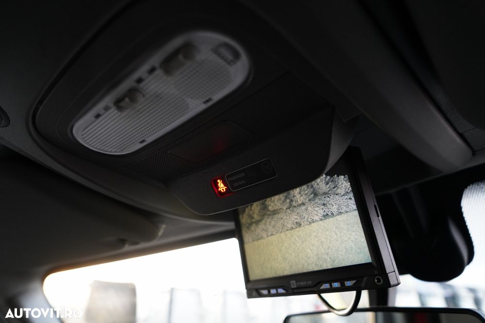 Renault MASTER / CONTAINER / LIFT - 750 KG / MTA: 3500 KG / 2023 / - 31