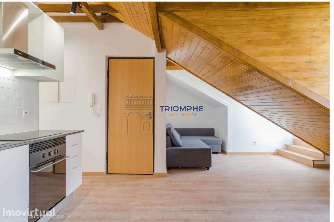 T2 Renovado Charme Histórico D. Estefânia Investimento com Rendimento - Grande imagem: 3/12