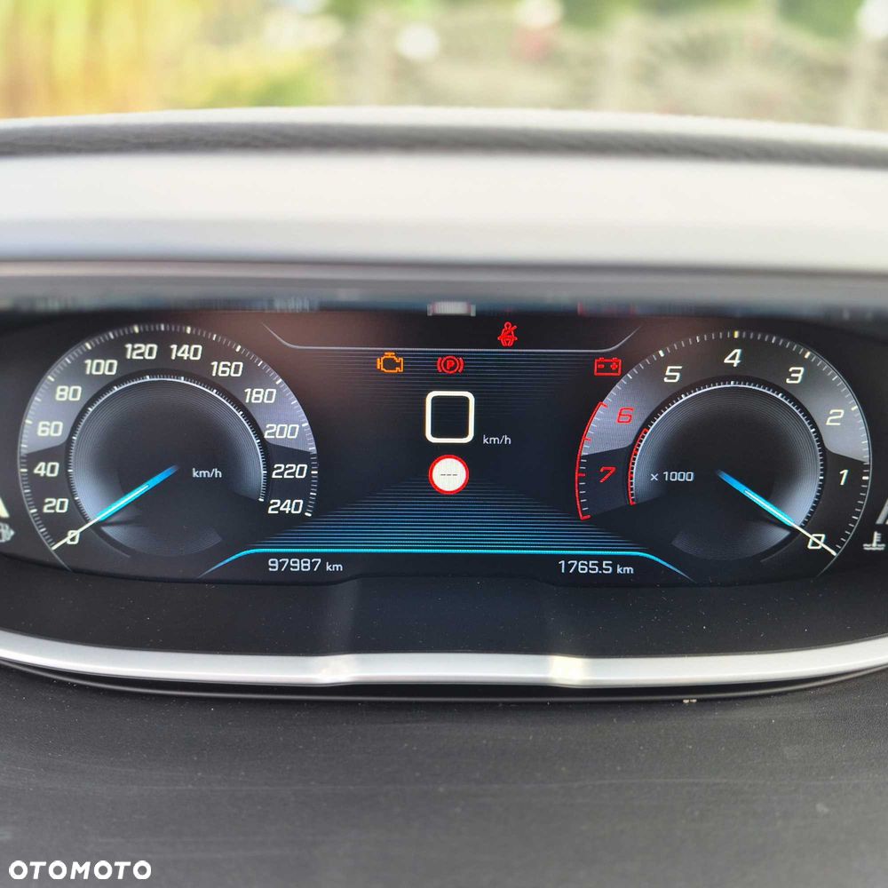 Peugeot 5008 - 13