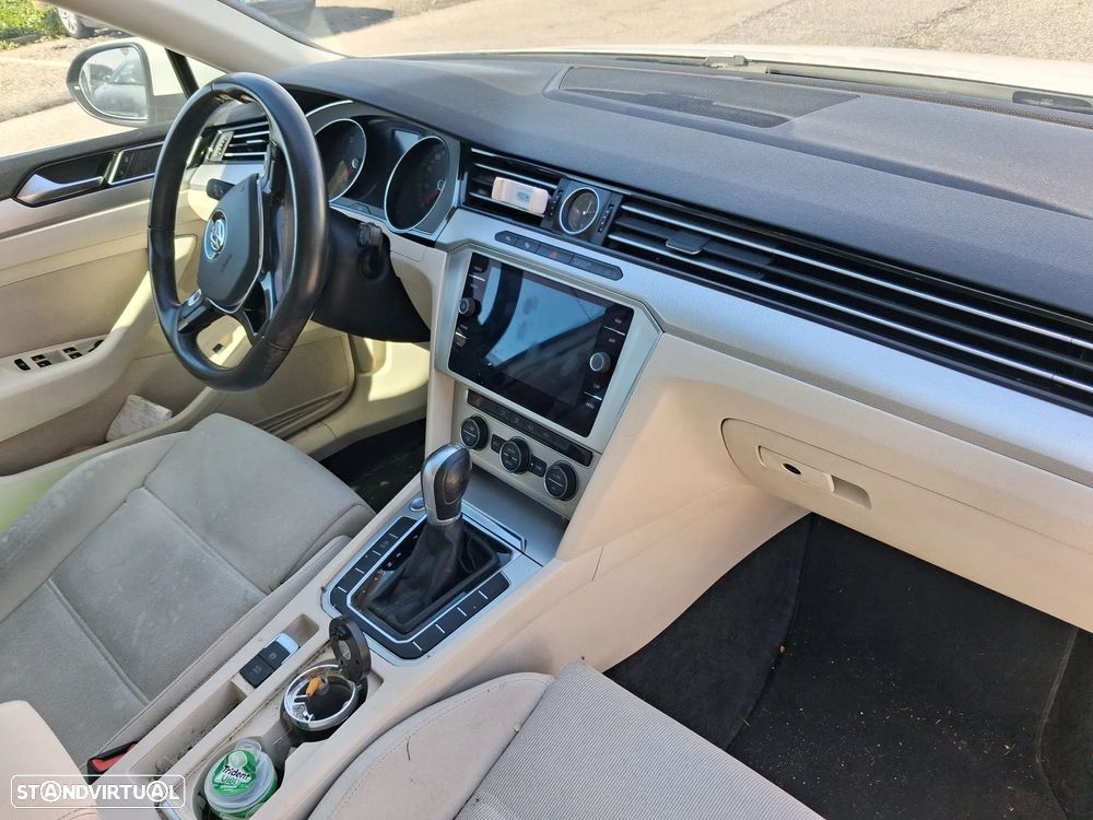 VW Passat 2.0 TDI Highline DSG 4Motion - 4