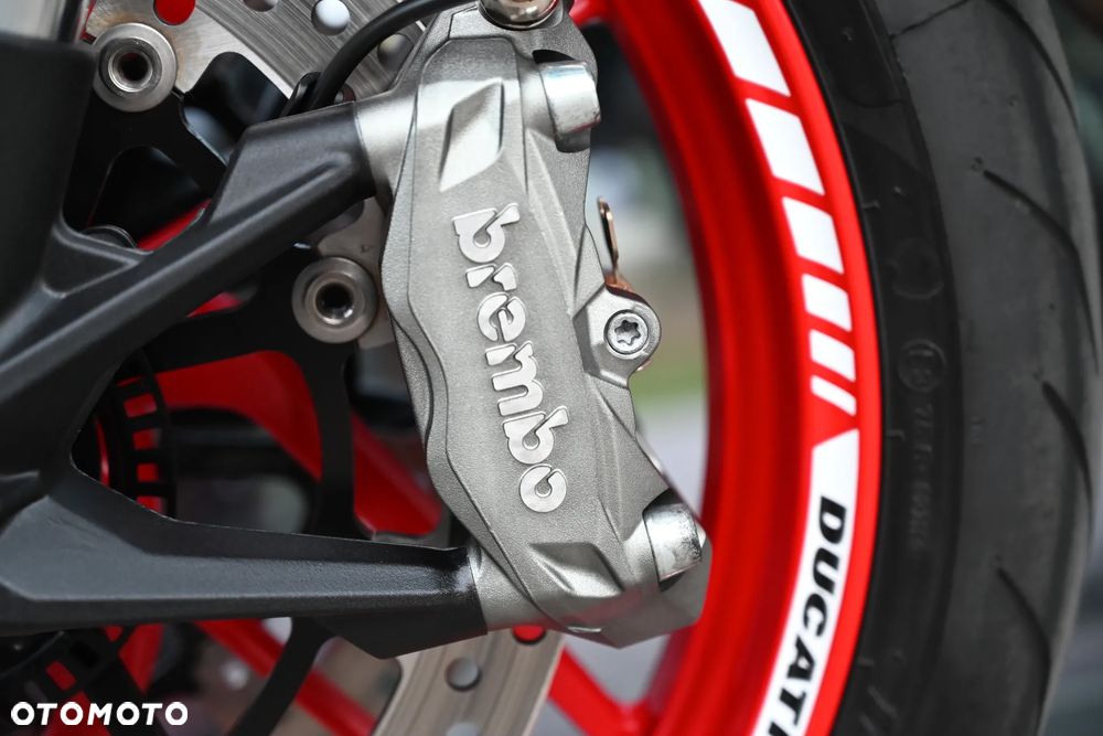 Ducati Monster - 32