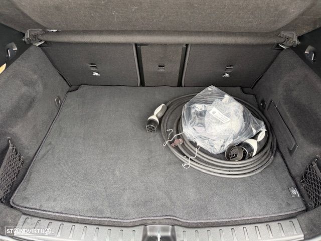 Mercedes-Benz EQA 250 - 34