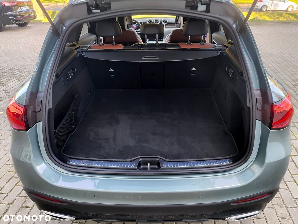 Mercedes-Benz GLC - 39