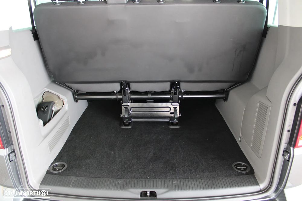VW Transporter Caravelle Longa Comfortline - 25