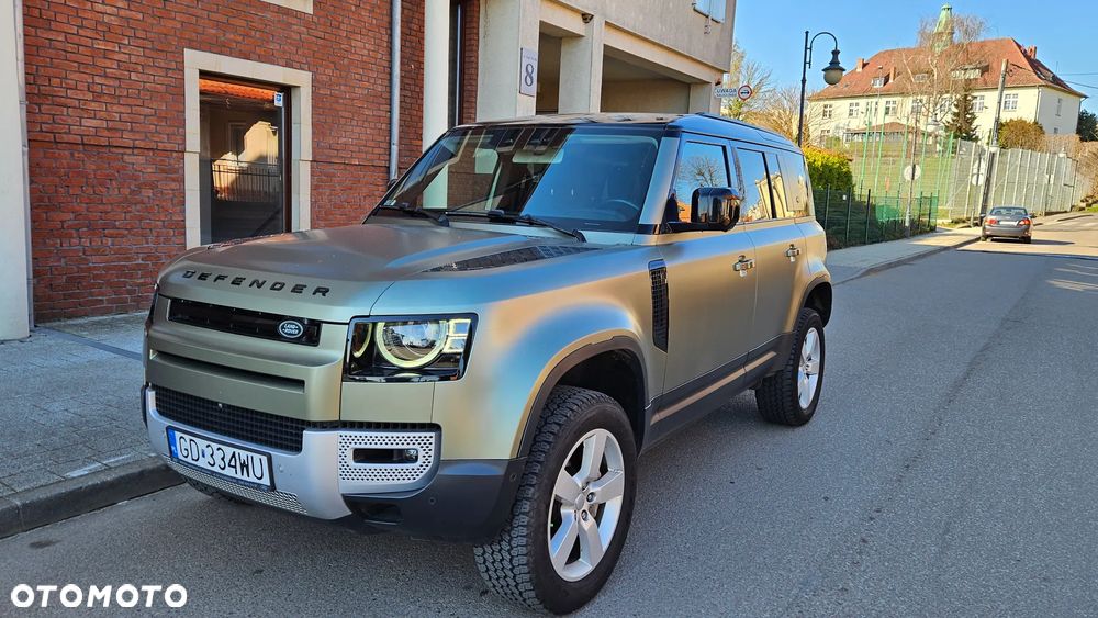 Land Rover Defender