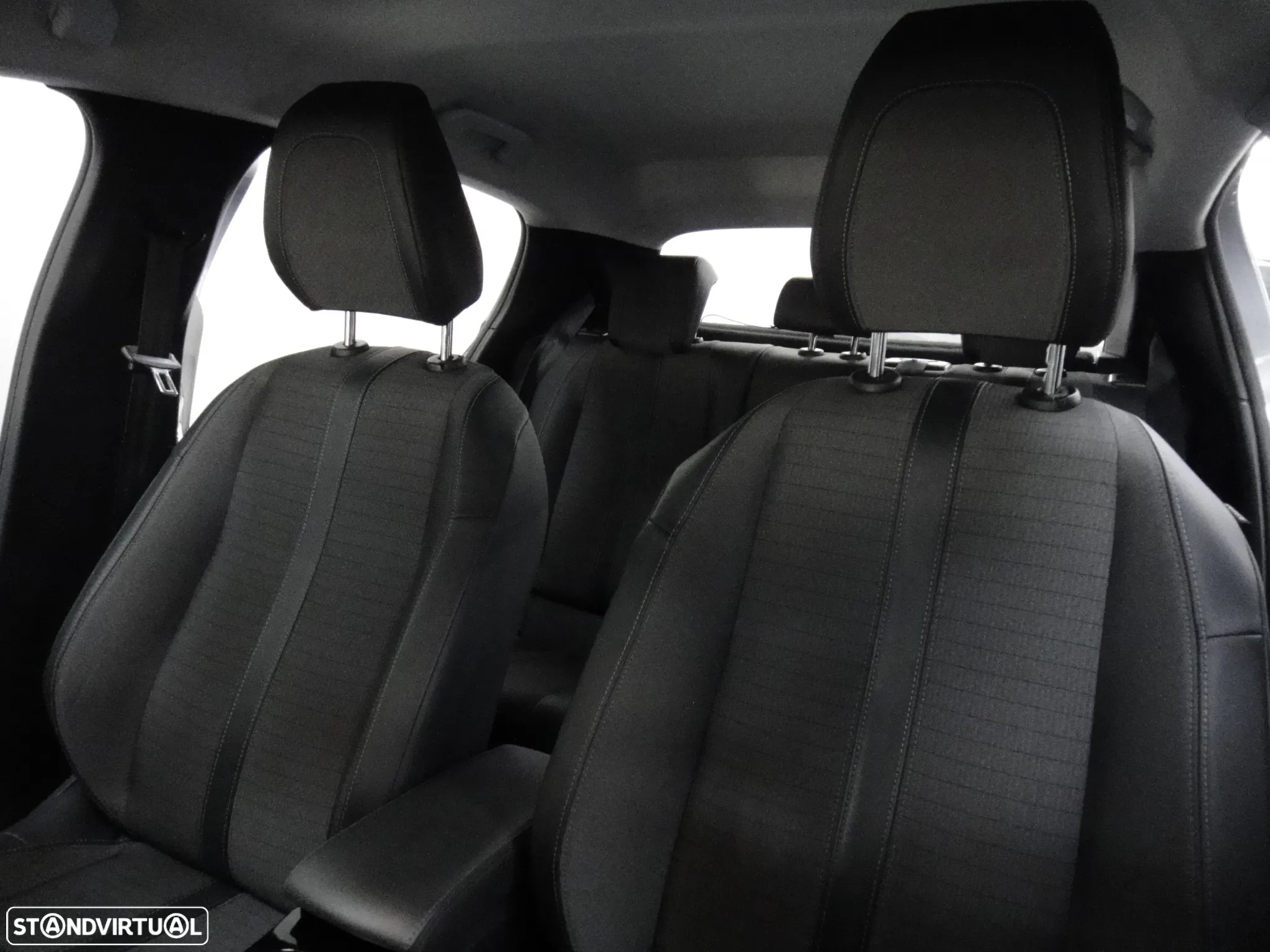 Peugeot 208 PureTech 100 EAT8 Allure Pack - 11