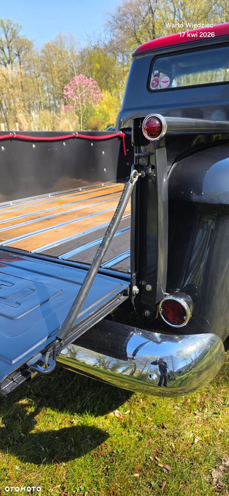 Chevrolet Apache - 5