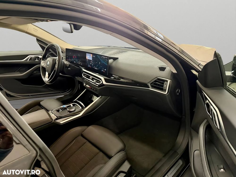 BMW i4 eDrive35 Gran Coupe - 12