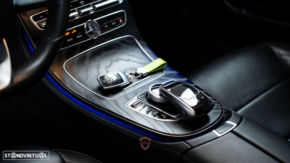 Mercedes-Benz E 300 de AMG Line - 33