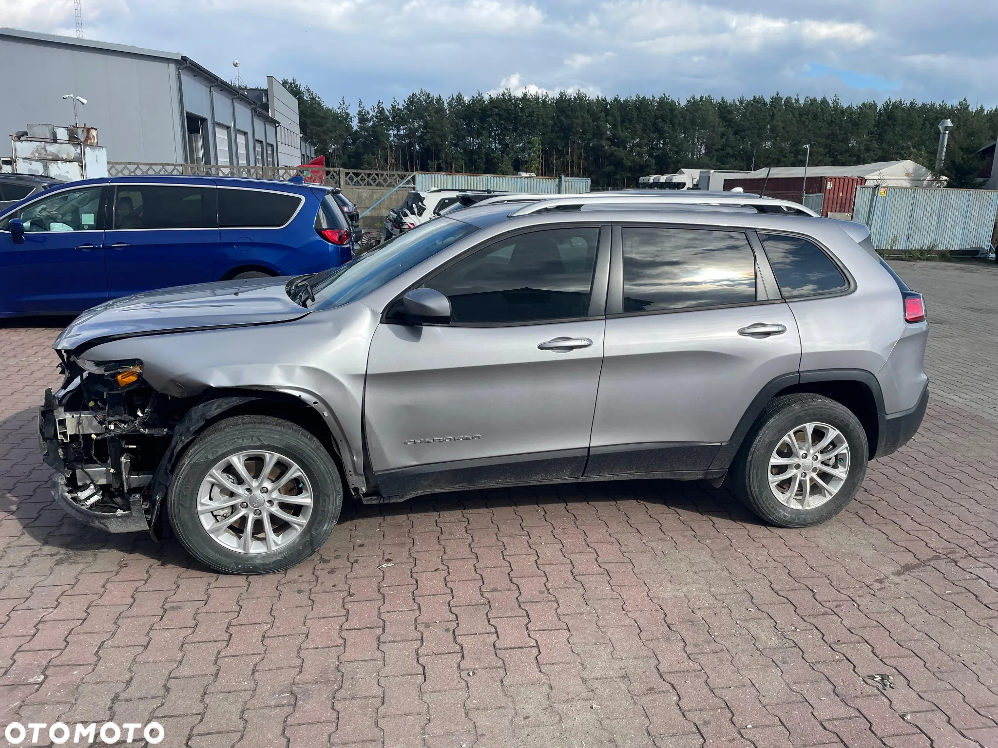 Jeep Cherokee - 6