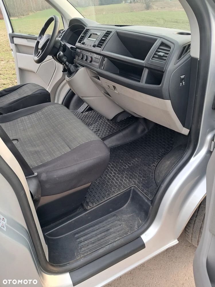 Volkswagen Transporter - 8