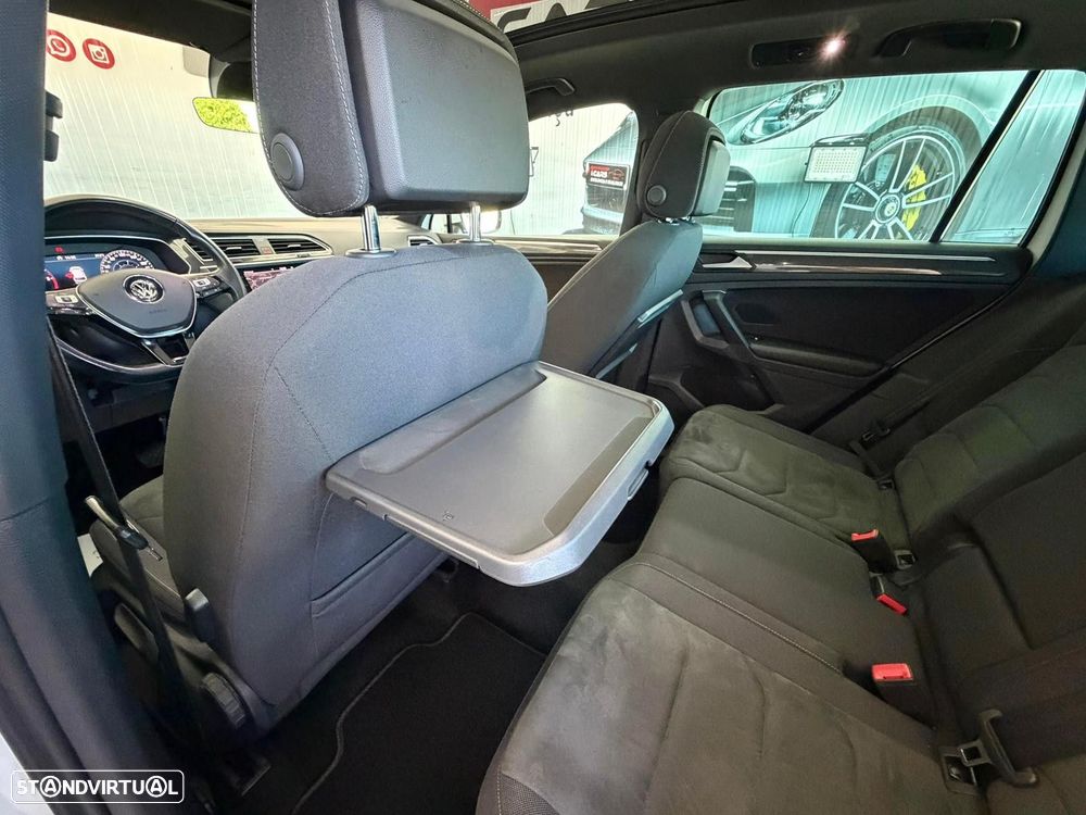 VW Tiguan 2.0 TDI R-Line DSG - 23
