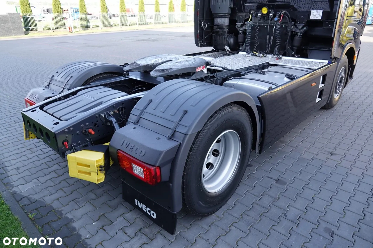 Iveco S-WAY / 530 / RETARDER / KLIMA POSTOJOWA / CAŁA NA PODUSZKACH / OPONY  100% / SPROWADZONY / PO KONTRAKCIE SERWISOWYM - 14