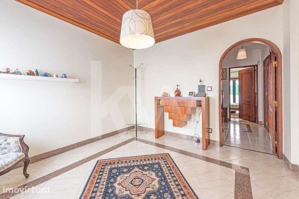 Moradia T4 +1 na Rua do Vale Verde - Fanqueiro - Grande imagem: 5/36