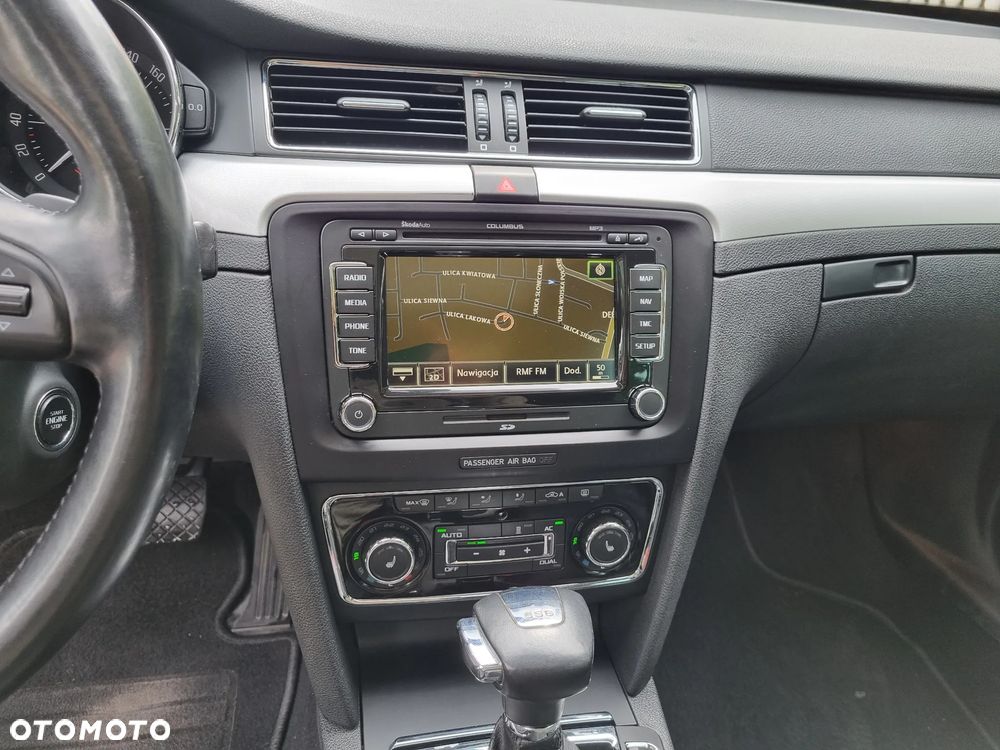 Skoda Superb 2.0 TDI Elegance DSG - 16