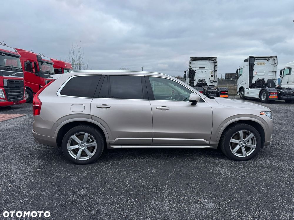 Volvo XC 90 - 11