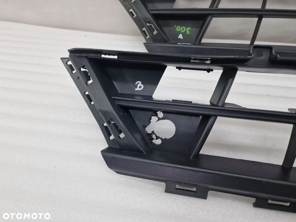 FORD TRANSIT CUSTOM 12-17 KRATKA ŚRODKOWA ZDERZAKA PRZEDNIEGO , NR BK21-17K946 , NR AUKCJI K300 - 9