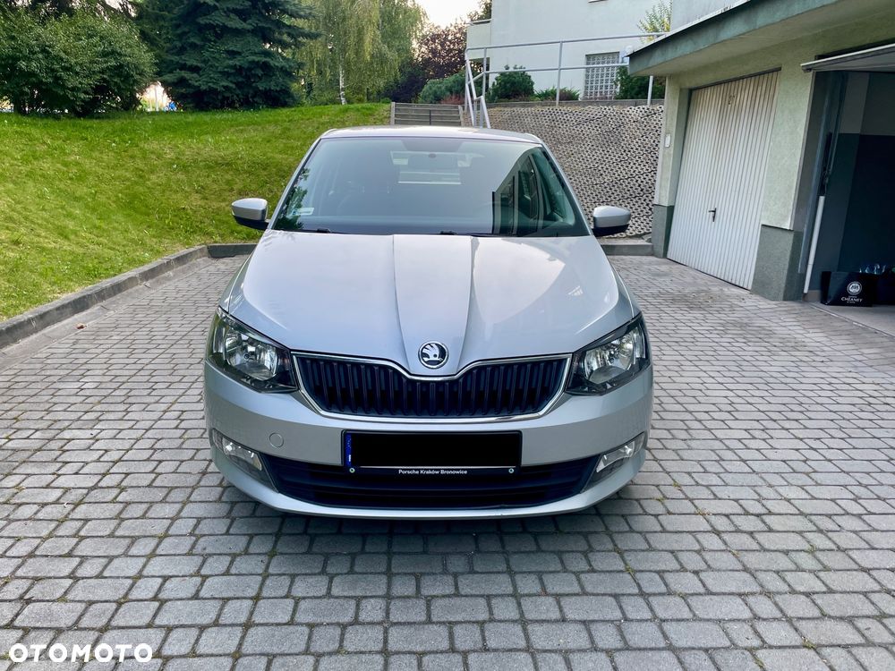 Skoda Fabia 1.2 TSI Active - 2