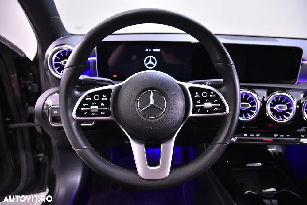 Mercedes-Benz A 200 7G-DCT - 15