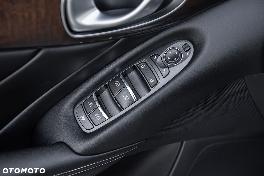 Infiniti Q50 Q50(S) 2.0t Sport Tech - 18