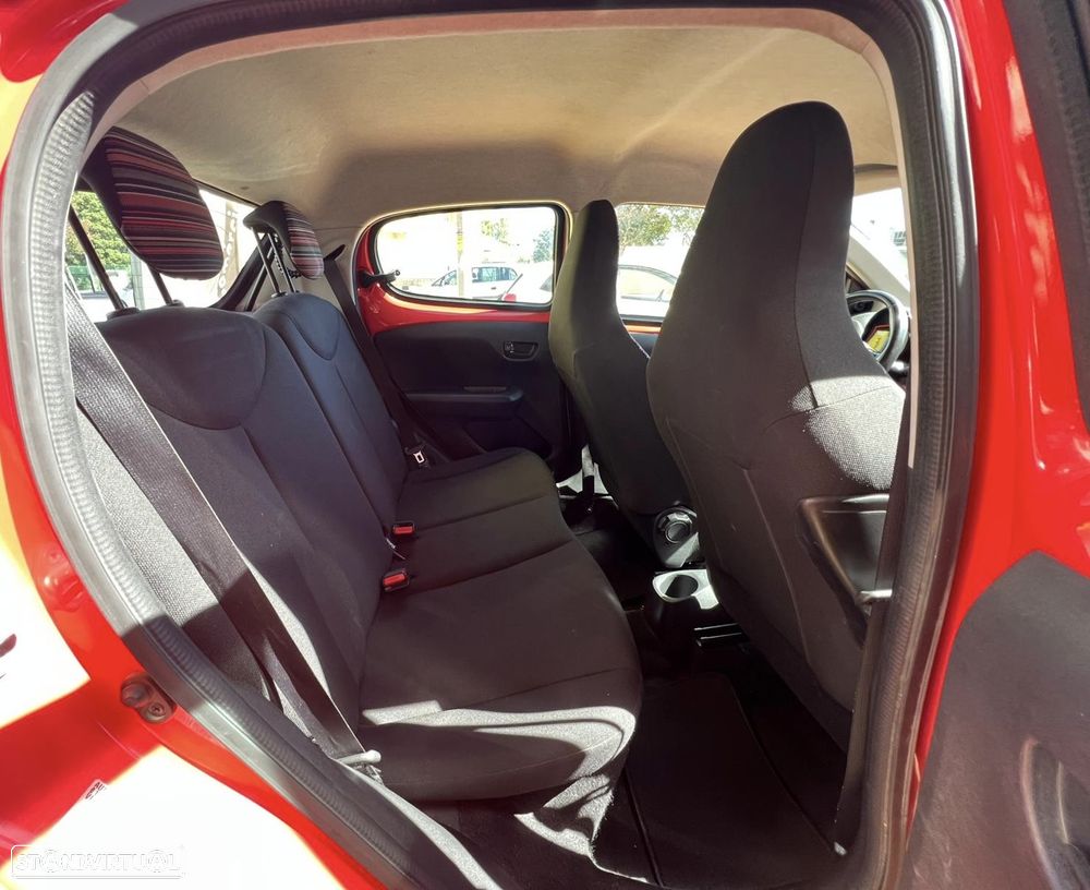 Citroën C1 1.0 VTi Shine ETG - 11