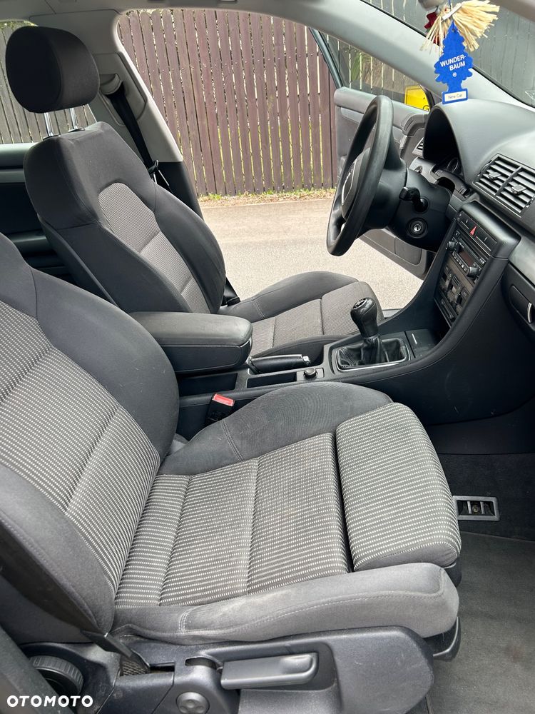 Audi A4 Avant 1.6 - 11