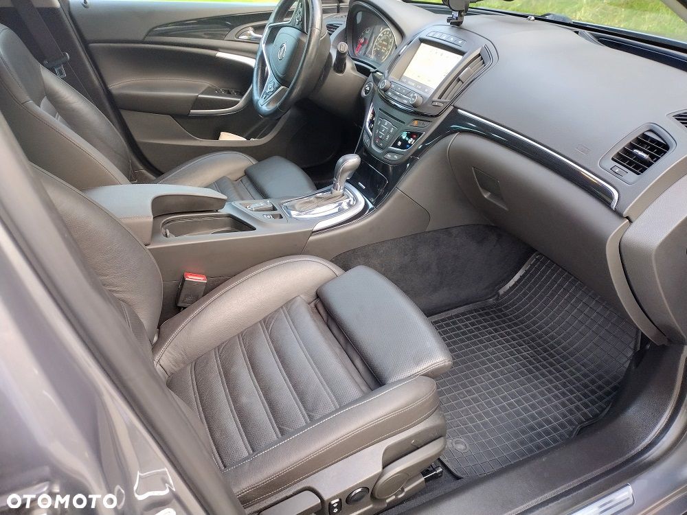 Opel Insignia 2.0 CDTI - 16