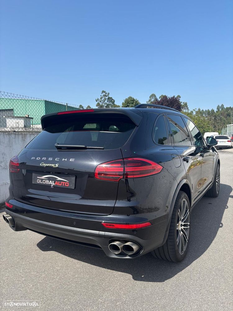 Porsche Cayenne S - 7