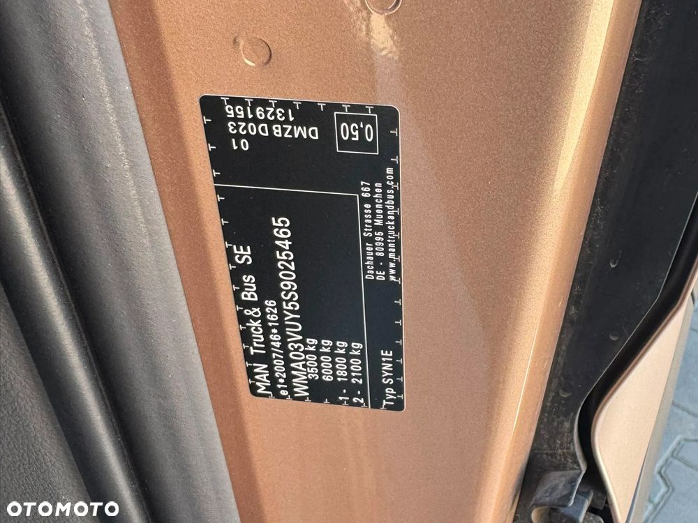 MAN TGE 3.180 KOMBI DEMO 8-osobowy - 24