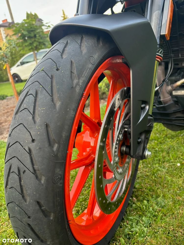KTM Duke 125 - 8