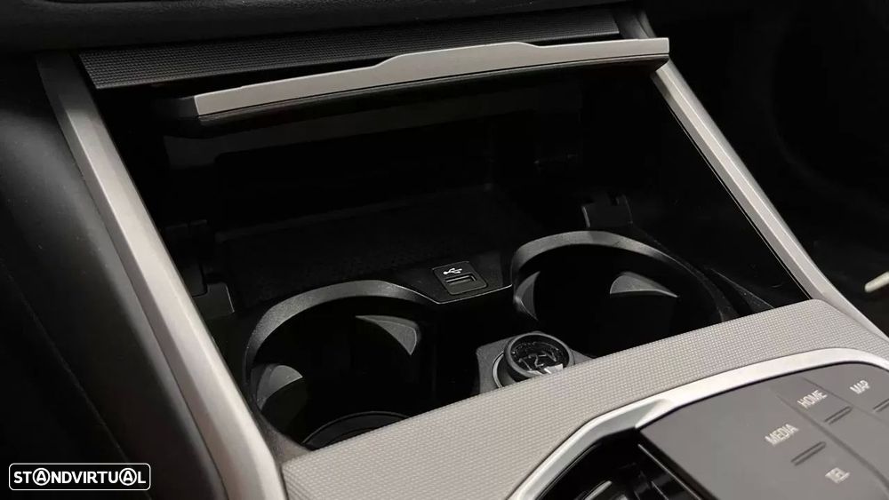 BMW 320 e Line Sport Auto - 32