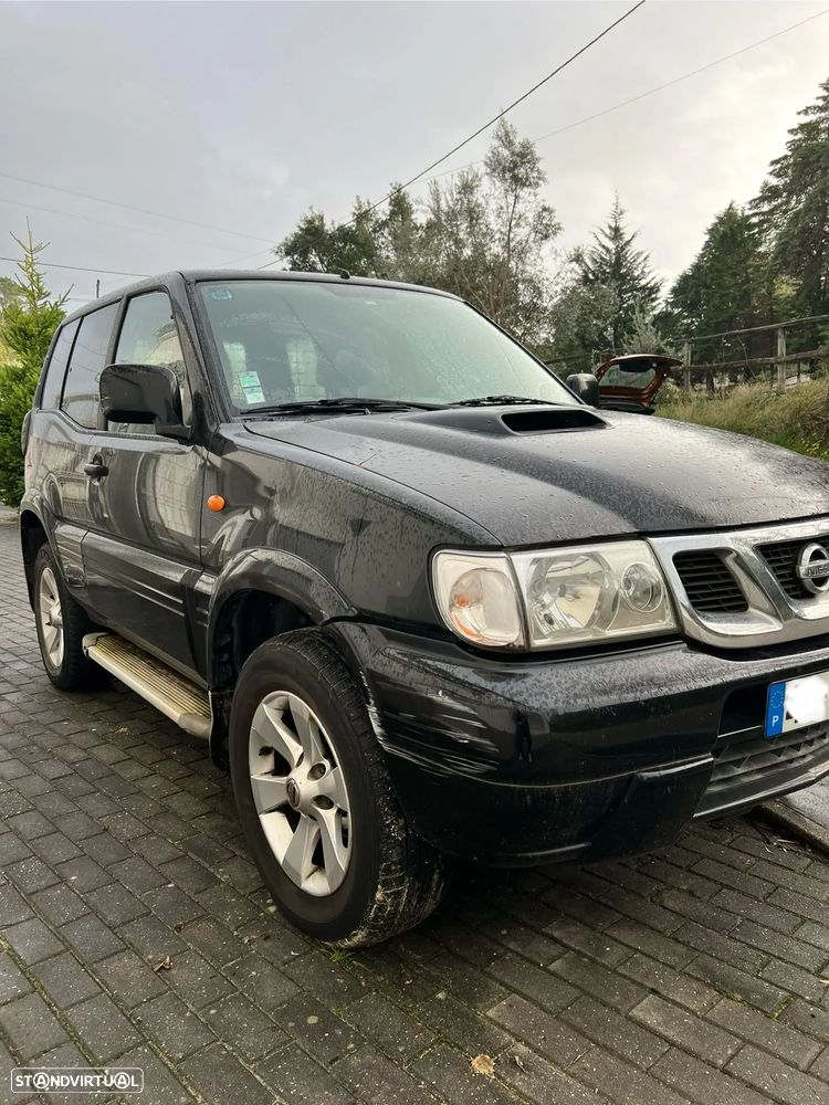 Nissan Terrano - 1