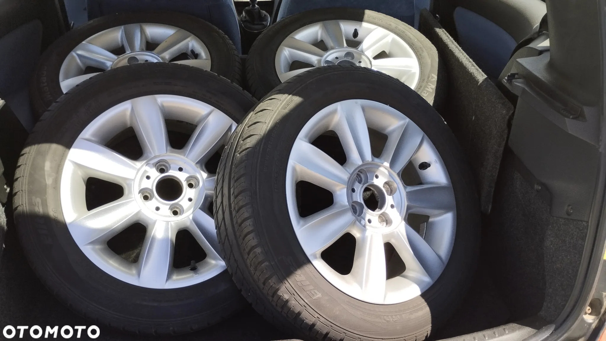 Lancia Ypsilon 1.2 8V Argento (5 os.) - 22