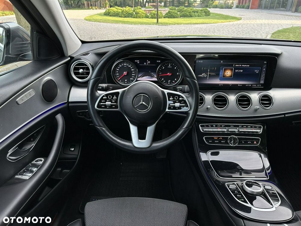 Mercedes-Benz Klasa E - 14
