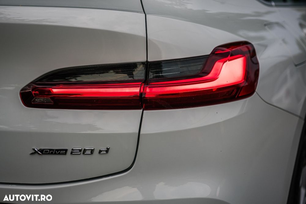 BMW X4 xDrive20d - 11