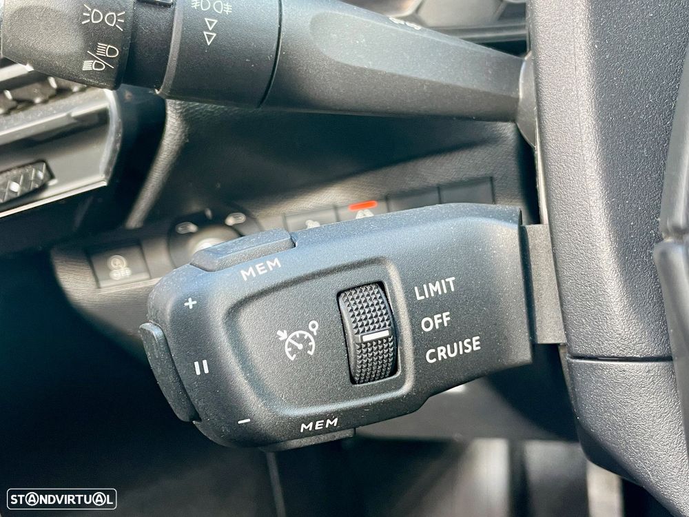 DS DS7 Crossback BlueHDI 130 So Chic - 22