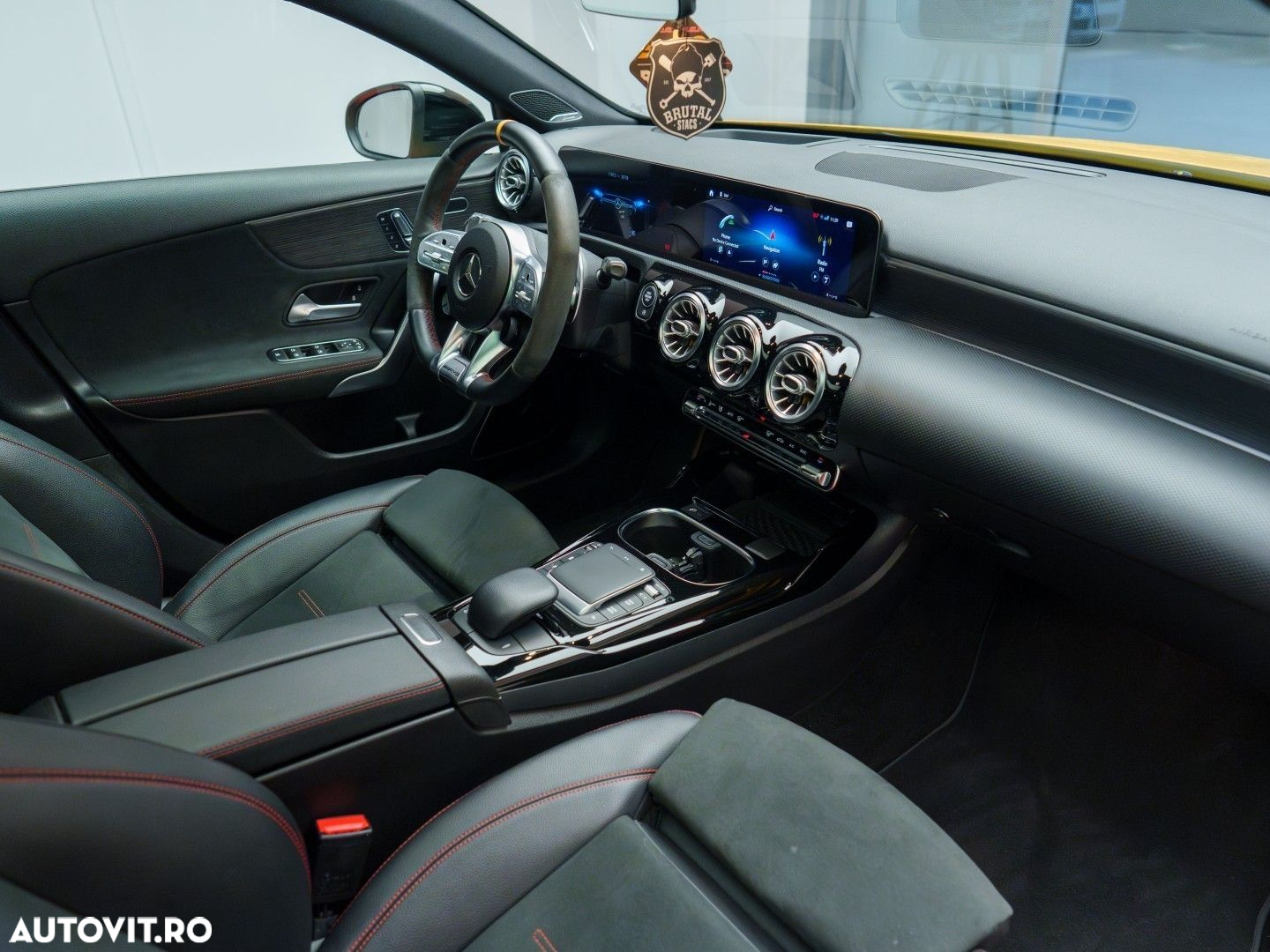 Mercedes-Benz A - 26