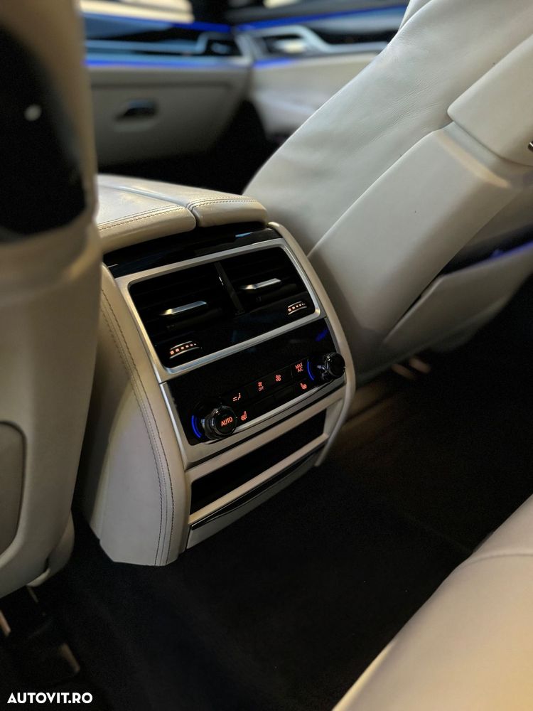 BMW Seria 7 - 19