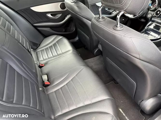 Mercedes-Benz C - 14