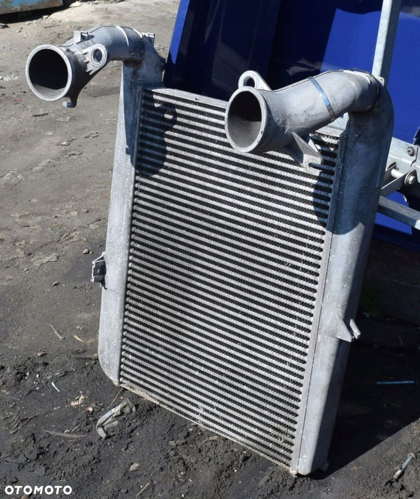 CHŁODNICA POWIETRZA INTERCOOLER DAF CF - 2