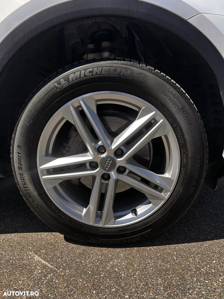 Audi Q5 40 TDI quattro S tronic MHEV Basic - 13